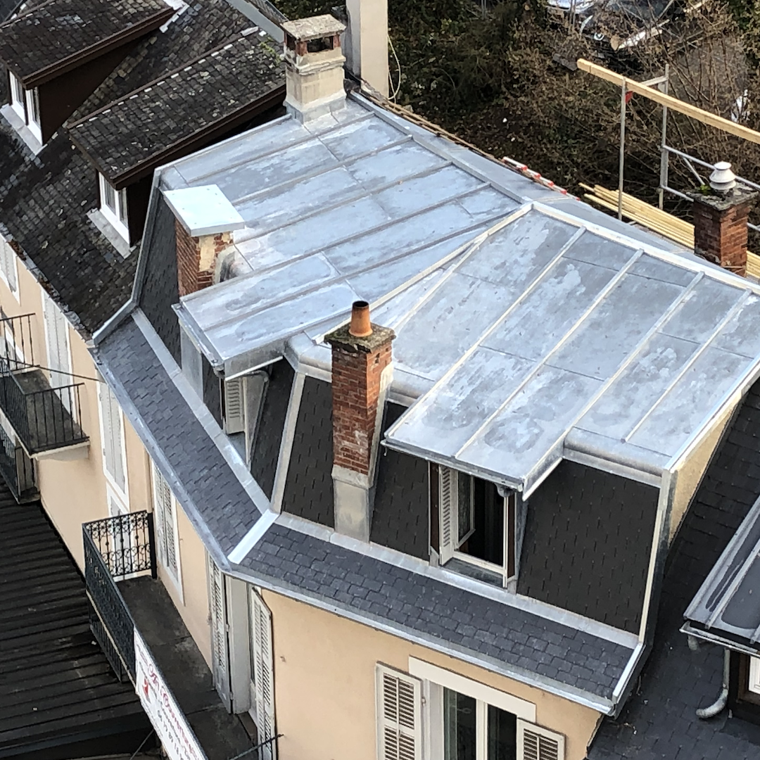 ardoise-naturelle-couverture-zinc-toiture-aix-les-bains_art-et-couverture-4